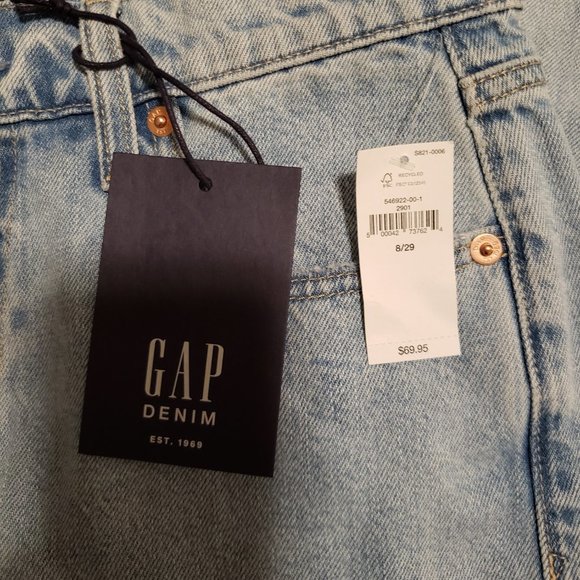 GAP Sky High Rise Mom Jeans, NWT - Picture 12 of 13